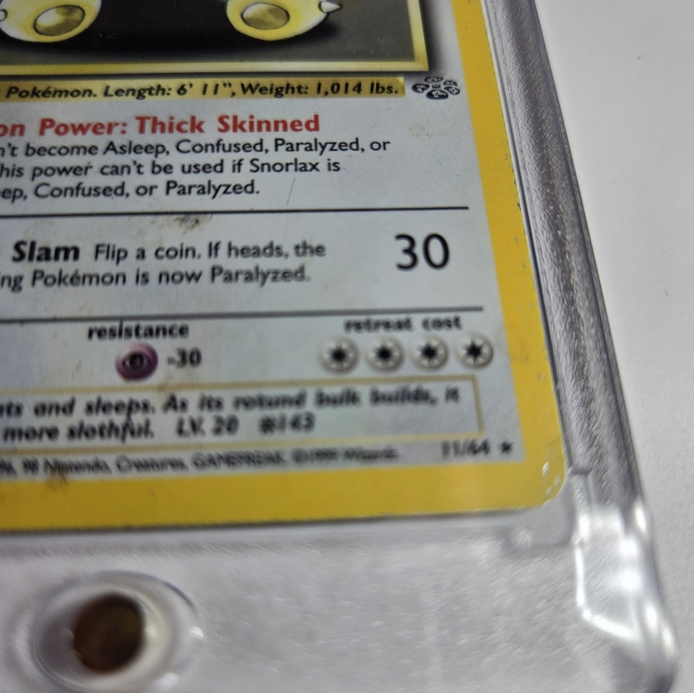 ✨ Holographic Vintage Snorlax Pokémon Card – Moderate Play – Magnetic Case Incl. - Picture 3 of 8